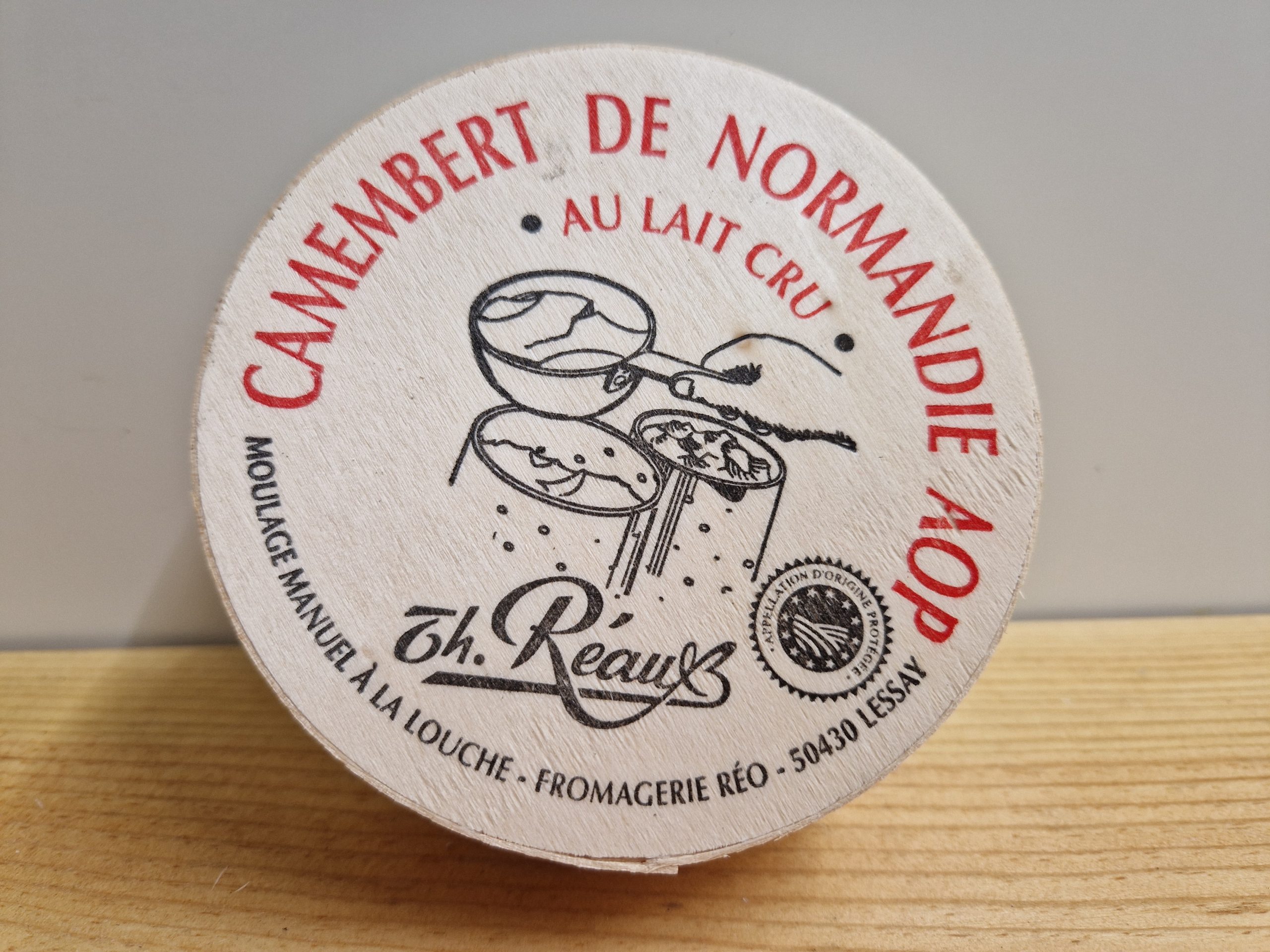Camembert de Normandie AOP 250g – pièce